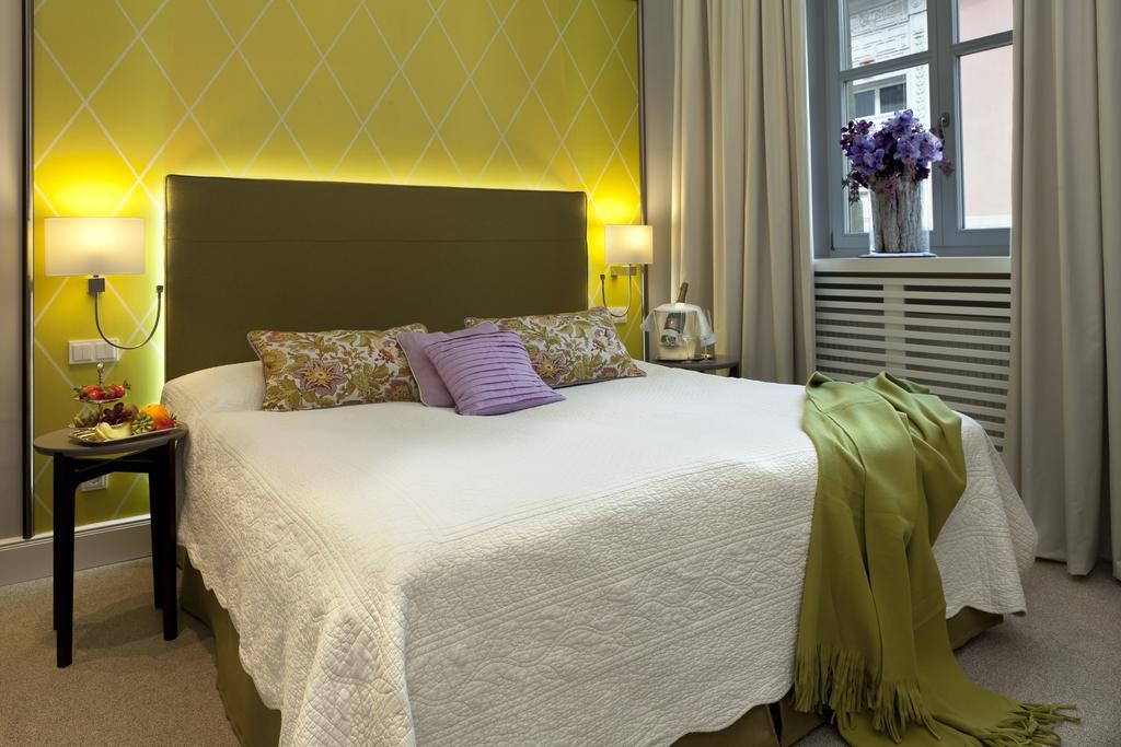 Deluxe Double Room with Shower,110485032:JPEG