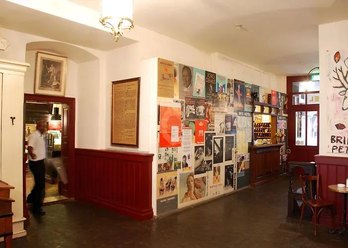 3-Sterne-Hotel: Hotel Orphée - Großes Haus